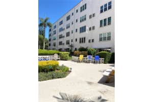 5603 80th St N #310, ST PETERSBURG