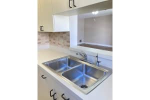 5603 80TH STREET, ST PETERSBURG, FL 33709 - MLS#MFRTB8446039