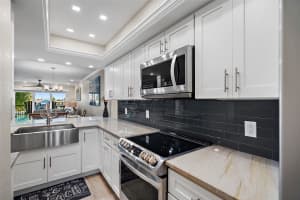 7467 BAYSHORE DRIVE, TREASURE ISLAND, FL 33706 - MLS#MFRTB8446043