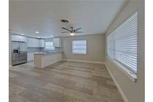 MLS# MFRTB8446054, St Petersburg, Florida 33713