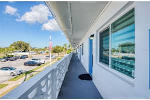 8555 112TH STREET, SEMINOLE, FL 33772 - MLS#MFRTB8446116