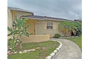 9509 FIELDVIEW CIRCLE, THONOTOSASSA, FL 33592 - MLS#MFRTB8446120