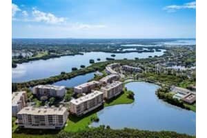 6425 SHORELINE DRIVE, ST PETERSBURG, FL 33708 - MLS#MFRTB8446136