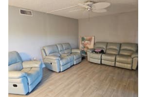 8806 BAY POINTE DRIVE, TAMPA, FL 33615 - MLS#MFRTB8446164