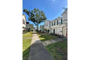 13816 STONE MILL WAY, TAMPA, FL 33613 - MLS#MFRTB8446166