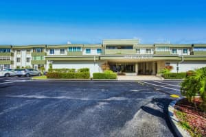 2300 Aaron St #106, PORT CHARLOTTE
