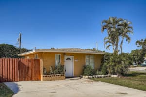 13698 120TH STREET, LARGO, FL 33778 - MLS#MFRTB8446296