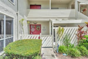 425 WINDRUSH BAY DRIVE, TARPON SPRINGS, FL 34689 - MLS#MFRTB8446302