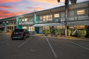 4011 55TH WAY, KENNETH CITY, FL 33709 - MLS#MFRTB8446311