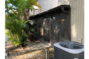 MLS# MFRTB8446343, Tampa, Florida 33615