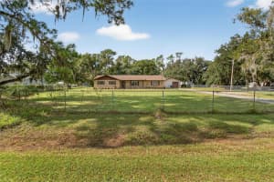 1113 S WIGGINS, PLANT CITY, FL 33566 Sold 11/21/25