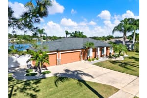 7602 CLAIR WOOD COURT, APOLLO BEACH, FL 33572 - MLS#MFRTB8446373