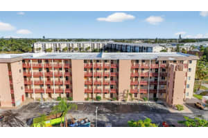 4149 Lake Bayshore Dr #c511, BRADENTON