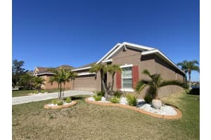 711 Parker Den Dr, RUSKIN 711 Parker Den Dr, RUSKIN