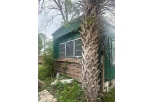 1702 HOLIDAY DRIVE, HOLIDAY, FL 34691 - MLS#MFRTB8446391