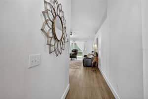 9305 KNIGHTSBRIDGE COURT, TAMPA, FL 33647 - MLS#MFRTB8446528