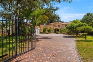 7240 DR MARTIN LUTHER KING JR STREET, ST PETERSBURG, FL 33705 - MLS#MFRTB8446538