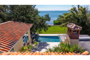 7240 DR MARTIN LUTHER KING JR STREET, ST PETERSBURG, FL 33705 - MLS#MFRTB8446538