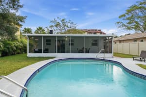 7033 Hibiscus Ave S South Pasadena, FL 33707 - Off Market