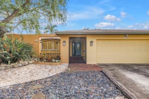 11174 90TH TERRACE, SEMINOLE, FL 33772 - MLS#MFRTB8446561