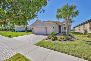 15527 CORONA DEL MAR DRIVE, WIMAUMA, FL 33598 - MLS#MFRTB8446686