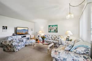 201 KINGS BOULEVARD, SUN CITY CENTER, FL 33573 - MLS#MFRTB8446711