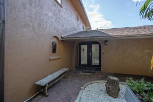 645 PALMETTO DRIVE, VENICE, FL 34293 - MLS#MFRTB8446729