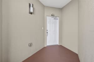 10851 MANGROVE CAY LANE, ST PETERSBURG, FL 33716 - MLS#MFRTB8446744