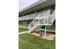 5247 81ST STREET, ST PETERSBURG, FL 33709 - MLS#MFRTB8446774