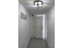 298 SKIFF POINT, CLEARWATER BEACH, FL 33767 - MLS#MFRTB8446781