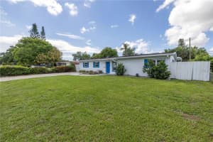 1200 76TH AVENUE, ST PETERSBURG, FL 33702 - MLS#MFRTB8446850