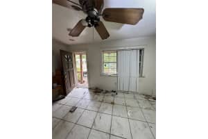 639 HAND AVENUE, SARASOTA, FL 34232 - MLS#MFRTB8446939