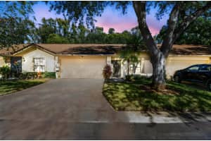 4009 SHORESIDE CIRCLE, TAMPA, FL 33624 - MLS#MFRTB8446972