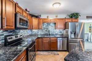 8826 109TH LANE, SEMINOLE, FL 33772 - MLS#MFRTB8447059