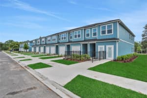 735 Sailor Grove Ln Jacksonville, FL 32221 - Off Market