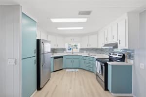 7363 EASTERN CIRCLE, BROOKSVILLE, FL 34613 - MLS#MFRTB8447106