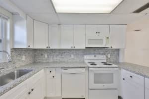 72 LAKE SHORE DRIVE, PALM HARBOR, FL 34684 - MLS#MFRTB8447254