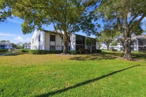1243 PINE RIDGE CIRCLE, TARPON SPRINGS, FL 34688 - MLS#MFRTB8447276