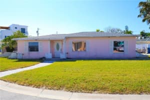 365 145TH AVENUE, MADEIRA BEACH, FL 33708 - MLS#MFRTB8447301