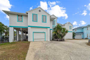121 AUGUSTA AVENUE, PALM HARBOR, FL 34683 - MLS#MFRTB8447324