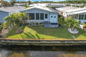 323 PINE LOOP, FROSTPROOF, FL 33843 Sold 02/12/26