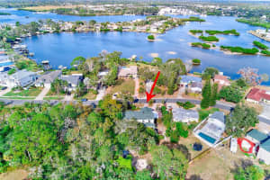 757 BAYSHORE DR, TARPON SPRINGS, FL 34689 - MLS#MFRTB8447390