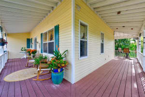 757 BAYSHORE DR, TARPON SPRINGS, FL 34689 - MLS#MFRTB8447390