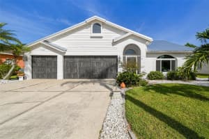 13022 PRESTWICK DRIVE, RIVERVIEW, FL 33579 - MLS#MFRTB8447553