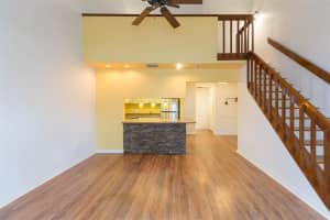 5203 PINE MILL COURT, TEMPLE TERRACE, FL 33617 - MLS#MFRTB8447610