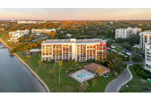 100 OAKMONT LANE, BELLEAIR, FL 33756 - MLS#MFRTB8447626