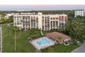 100 OAKMONT LANE, BELLEAIR, FL 33756 - MLS#MFRTB8447626