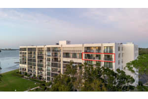 100 OAKMONT LANE, BELLEAIR, FL 33756 - MLS#MFRTB8447626