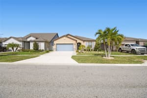 11722 CLARE HILL AVENUE, RIVERVIEW, FL 33579 - MLS#MFRTB8447766