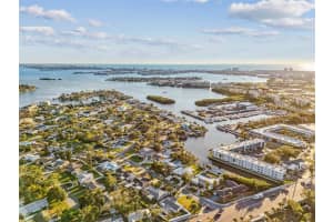 1200 ROBIN ROAD, ST PETERSBURG, FL 33707 - MLS#MFRTB8447803